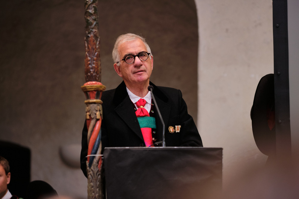 chronik22 20 20220509 1477302822